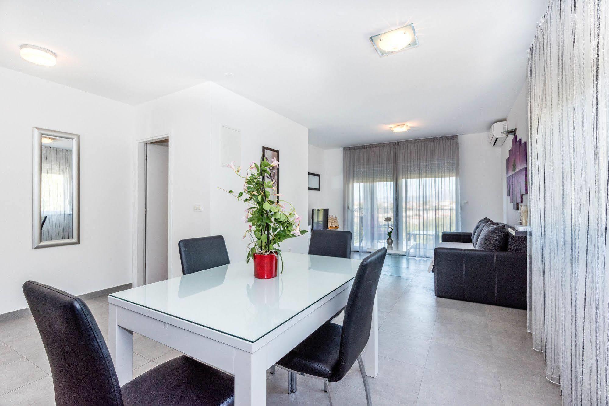 Villa Lavanda Podstrana Bagian luar foto
